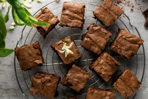 Creamy Banana Fudge Bars