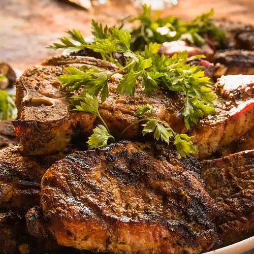 Discover the art of Montreal steak marinade – a flavorful journey that elevates your grilling experience. Unlock culinary richness now!