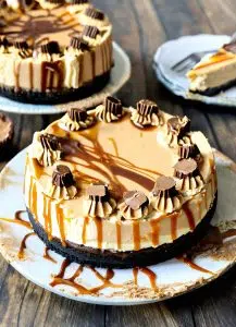 Reeses peanut butter cup cheesecake